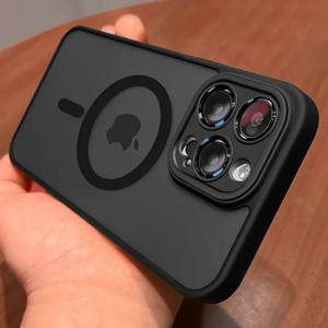 마그네틱 럭셔리 매트 반투명 갑옷 충격 방지 케이스 iPhone 14 13 12 11 15 Pro Max Plus Magsafe 무선 충전 커버
