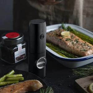 충전식 소금 후추 분쇄기 세트 USB 충전 베이스 조정 가능한 자동 전기 향신료 LED 한 손 밀 주방 도구 - Al