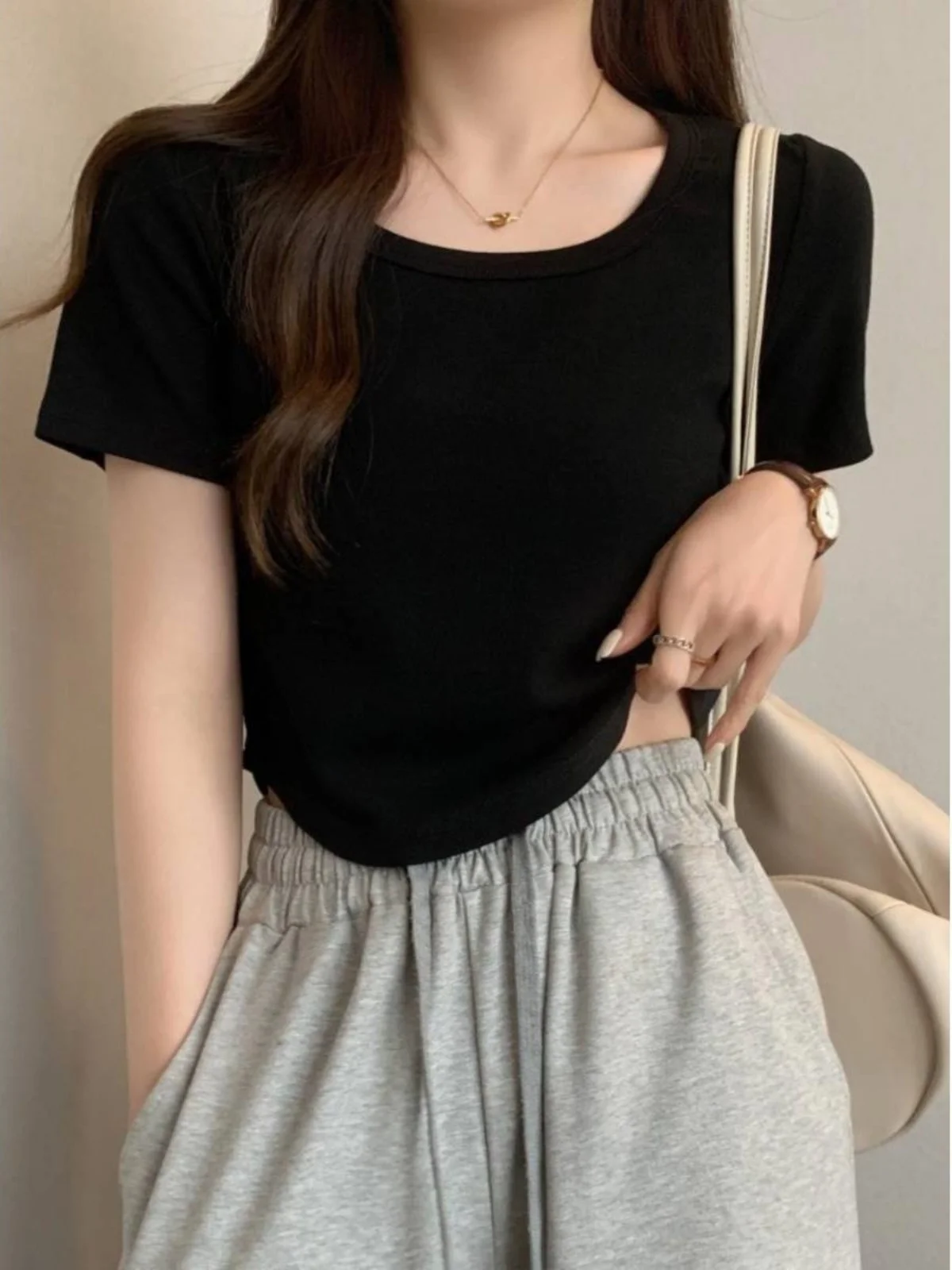 슬림핏 반팔 티셔츠 스퀘어 칼라 불규칙한 밑단 한국 스타일 봄 여름 캐주얼웨어 폴리에스터 섬유 U 넥 탑