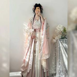 2024 Hanfu 자수와 그라데이션 색상의 세련된 중국 스타일 드레스, 여성을 위한 독창적인 디자인