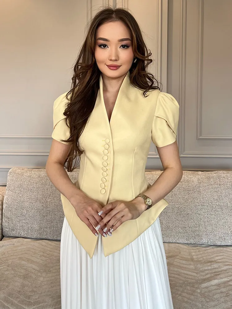 우아한 솔리드 플리츠 싱글 브레스티드 숏 블레이저 수트 여성 시크 숏 슬리브 허리 조절 슬림 재킷 2025 신상 여성 오피스룩
