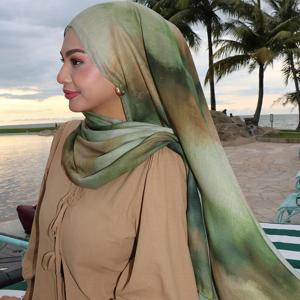 수채화 인쇄 Hijab 이슬람 대리석 스카프 부드러운 통기성 태양 보호 여성을위한 경량 여름 해변 랩