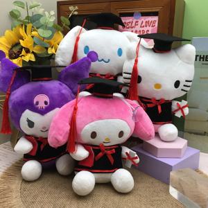 25cm 졸업 플러시 장난감 스티치 오리지널 피규어 인형 장난감 Sanrio Kuromi 헬로 키티 소파 대형 봉제 인형 어린이 크리스마스 선물