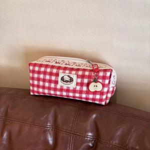 귀여운 만화 헬로 키티 빨간색 체크 무늬 대용량 연필 케이스 학생 문구 소녀 Kawaii Ktcat 펜던트 Apple 연필 케이스