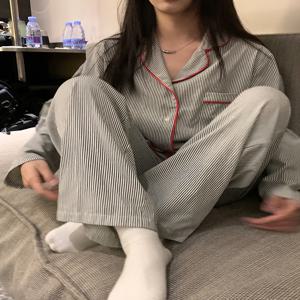 블랙 스트라이프 잠옷 여성 긴 소매 가정 의류 봄 가을 새로운 스타일 인터넷 연예인 스타일 소녀 야외 착용