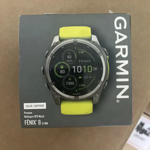 2025년형 새 Garmin Fenix 8 51mm 솔라 사파이어 티타늄 GPS 스마트워치