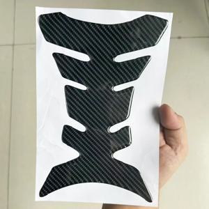 1PC 탄소 범용 오토바이 탱크 패드 보호대 스티커 Yamaha Honda Kawasaki Ktm Bmw Ducati Suzuki 용 3d 데칼
