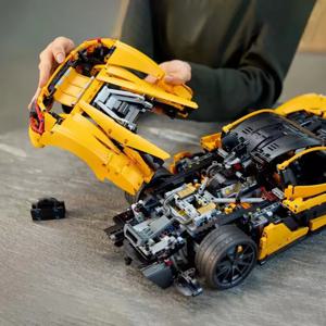 2025Hot3893Pcs 기술 P1 슈퍼 레이싱 카 빌딩 블록 모델 슈퍼 스포츠카 벽돌 장난감 소년 선물