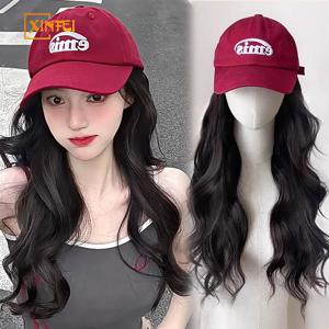 XINFEI 대형 웨이브 긴 곱슬 머리, 빨간색 야구 모자, 합성 야구 모자, 패션 푹신한 모자 가발, 20 인치