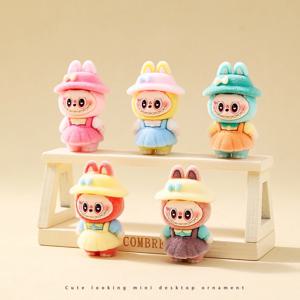 귀여운 애니메이션 미니 액션 피규어 장식 펜던트 플러시 장식품 인기 DIY 토끼 인형 액세서리 키 체인 펜던트 장난감 선물