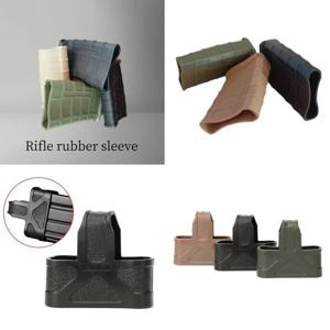 1/2pcs M4 M16 잡지 고무 홀스터 5.56 Mag 가방 슬리브 고무 슬립 커버 총 Airsoft 카트리지 캠핑 액세서리 도구