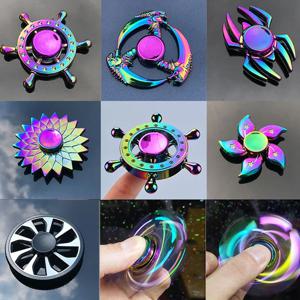 새로운 금속 레인보우 Fidget Spinner 그라디언트 색상 EDC 핸드 스피너 손가락 자이로 안티 불안 스트레스 릴리프 장난감 어린이 성인을위한