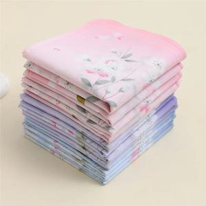 12pcs-숙녀 순수 코튼 부드럽고 편안한 손수건 코튼 운반 땀 수건 인쇄 결혼 선물 스퀘어 타월 43*43cm