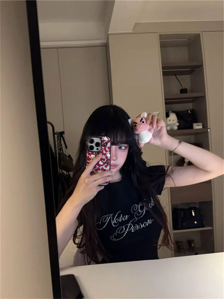 아메리칸 스타일 핫걸 블랙 숄더 반팔 여성 여름 신상 드릴 레터 프린트 슬림핏 허리 티셔츠 트렌디 탑