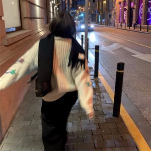 블랙 술 스카프 여성 겨울 유행 다목적 따뜻한 목 보호 귀여운 긴 직사각형 한국 스타일 모직 스카프