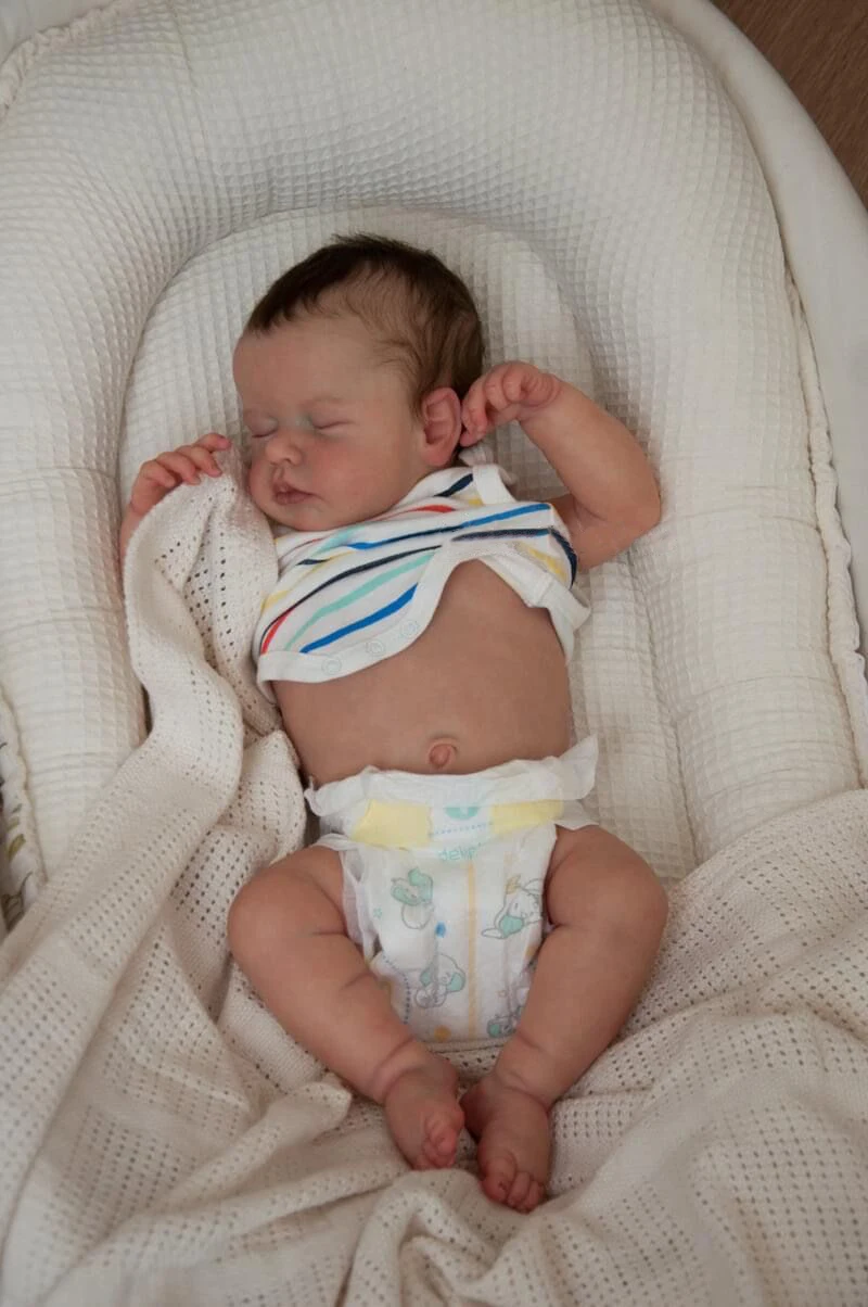 NPK 45CM 신생아 인형 Reborn Loulou 잠자는 부드러운 귀여워 몸 실물 같은 3D 피부와 보이는 정맥 고품질 수제 인형