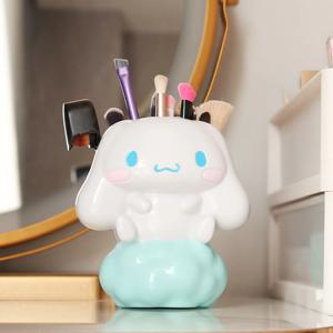 Sanrio 캐릭터 애니메이션 팬을위한 다기능 스토리지 탁상 펜 홀더 화장대 브러쉬 주최자 상자