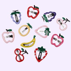 10 개/몫 여자를위한 뜨거운 달콤한 딸기 과일 BB 머리 발톱 사이드 클립 여자 아이 머리핀 부티크 헤어 액세서리 모자를 쓰고 있죠