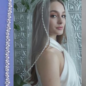 꿈꾸는 얇은 명주 그물 신부 베일 비즈 가장자리, 흰색 진주와 실버 비즈 웨딩 액세서리, V156