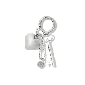 [정가 10,900원]실버 하트 키링_AQ7AA402