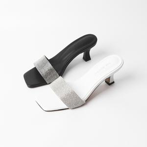 신난다슈 여성 뮬 슬리퍼 샌들 힐 6cm 2종 여자 여름 큐빅 일자 스트랩 BS25003