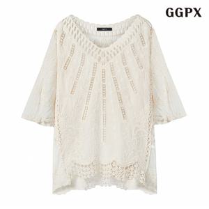 정상가:59,000원 ㅣ 플라워 펀칭 오버핏 블라우스 (GPCBA010D)