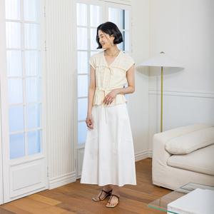 LS_Slim fit white skirt