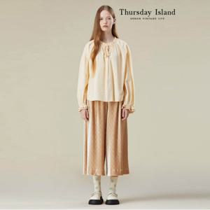 [Thursday Island] A라인 투톤 레이스 블라우스(T236MBL140W)