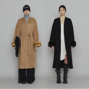 [최초가:1,580,000원] 아틀리에-핸드메이드 소매퍼 탈착 제천벨트 롱 코트 LFCAW24820 2종 택1