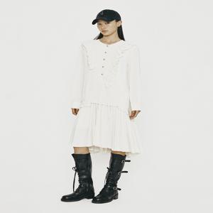 [정가548000]플리츠 배색 미디기장 원피스 LFDAW24320