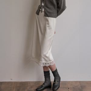 Lace satin skirt - Ivory [BE25FASK003IV]