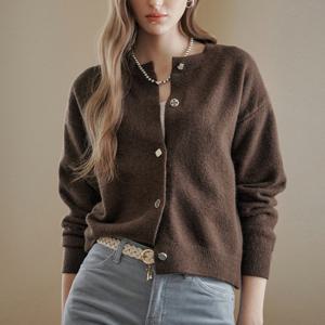 [마쟈] 주얼리 버튼 라운드넥 니트 가디건
