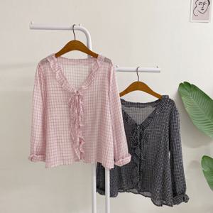 [브리치]  / 폰뮤 체크 브이넥 카라 프릴 리본 블라우스(2color)