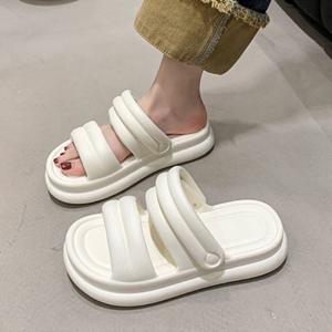 푹신한 마시멜로 여성 통굽 슬리퍼 샌들