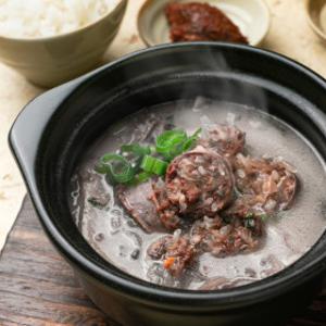 간편 순대국밥 180g x 5팩 (병천식 순대) / 돼지국밥 140g x 5팩 중 택1
