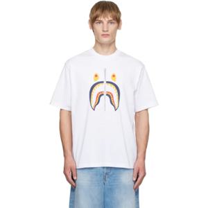 25 FW BAPE 남성 화이트 샤크 US 티셔츠 251546M213042