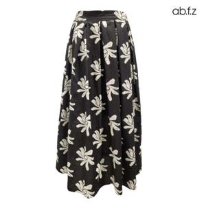 [에이비에프지]플라워 패턴 롱 면 주름 스커트 APZ2QS02F
