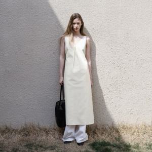 [나인][나인](OP-6281)BACK RIBBON DRESS