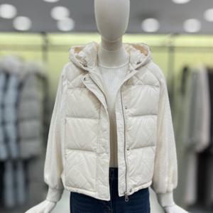 [씨씨콜렉트]텍스처 블록 숏 다운 점퍼 C224PSG806_CA