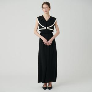[SATIN] V라인 라인배색 점프수트 S242S660