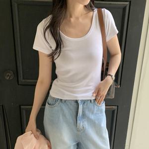 [올리비에스클로젯]슬림핏 유넥 텐션 티셔츠_O2507TS119B