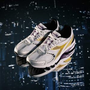 디아도라운동화 AQS D4153LSP02WHT 사오코 280 WHITE