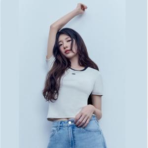 [게스(진)]여성 V넥 링거 반팔티 YP2K2435