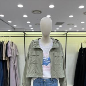 [씨씨콜렉트]포켓 크롭 후드 점퍼 E242PSJ165LK_CA
