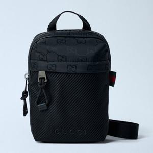 25 FW 구찌 GG 모노그램 모티프 테크 나일론 미니 숄더백 블랙 834274 FAEOS 1047