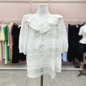 [샤틴]러플프릴 브이넥 태슬 루즈핏 블라우스S242C273A03_JK