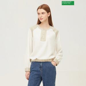 베네통 뽀글 칼라 배색 티셔츠 BATS94361_WH