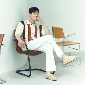 [파렌]24S/S 파렌하이트 화이트 릴렉스 시가핏 슬랙스 팬츠 FIFAA4201