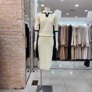 [JJ JIGOTT]JJ지고트 슬릿 칼라 퍼프 울 풀오버 니트 GM2P1POT5