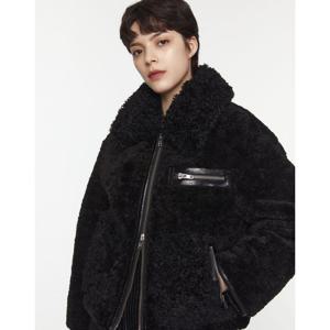 라움 여성  시즌오프LF몰단독STAND STUDIO 블랙 단색 긴팔캐주얼점퍼 CWJU3F256BK